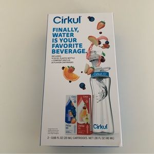 Cirkul 22oz Plastic Water Bottle Starter Kit